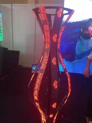 China Super Thin P2.5 / P3 / P4 Flexible LED Screen Commercial Digital Display supplier