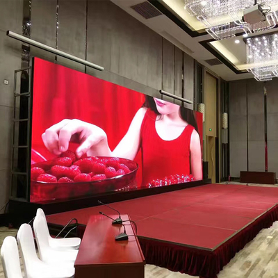 3840Hz/s Refresh Rate Indoor Rental LED Display Easy Connection Synchronization Control