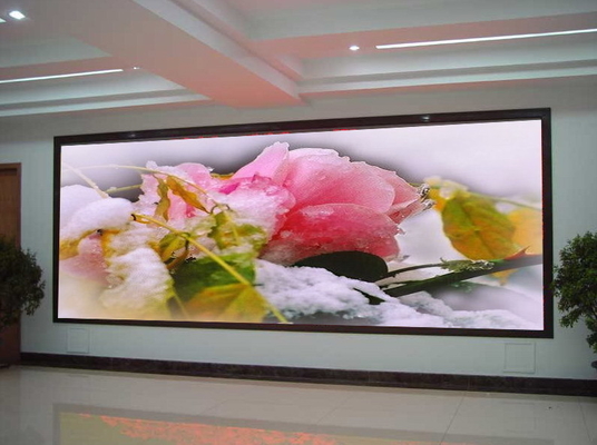 Outdoor P2.5 Small Pixel Pitch COB LED Screen 480*540mm Seamless 90° Connection Flip Chip For Broadcast Studios