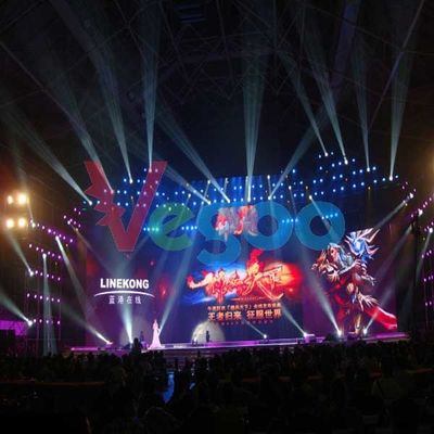 China Indoor Full Color 1R1G1B / SMD2121 Stage LED Screens Wide Viewing Angle supplier