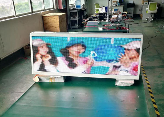 China Custom 5mm Taxi Advertising Screens Taxi Roof Signs Led 6000cd/㎡ supplier