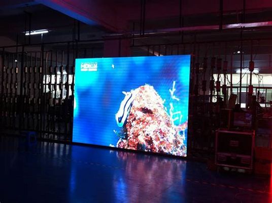 China Full Color Horizontal P2 LED Video Wall / LED Wall Panels High Density supplier