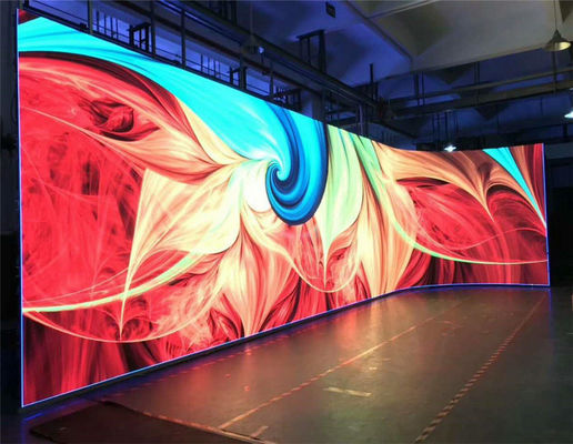 China Curved Indoor LED Advertising Screens , Large 55 Inch Seamless LED Wall supplier