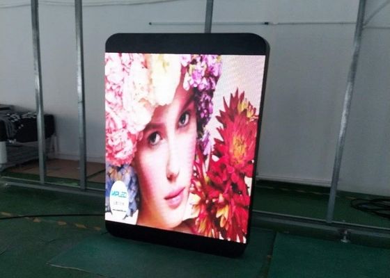 Outdoor Pole Led Screen Media Player Pixel Pitch 5mm Ip65 4G Asynchronization