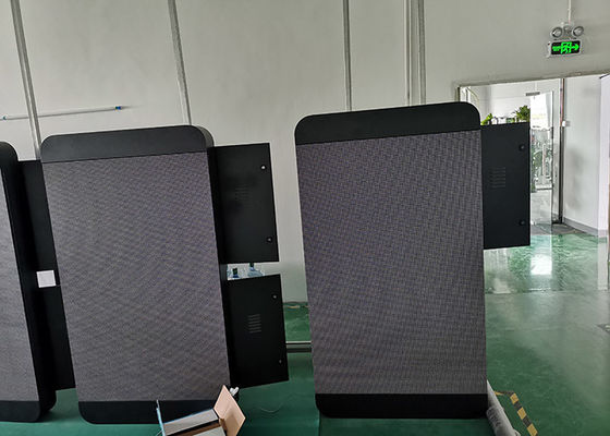 WIFI /3G/ 4G P5mm High Brightness Outdoor Pole LED Display Panel / Waterproof Lighting Display Screen