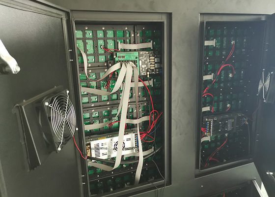 WIFI /3G/ 4G P5mm High Brightness Outdoor Pole LED Display Panel / Waterproof Lighting Display Screen