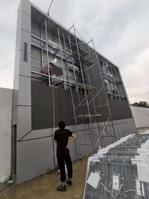 IP65 Waterproof P5 Outdoor LED Display for OOH Advertising High Illumination Panels