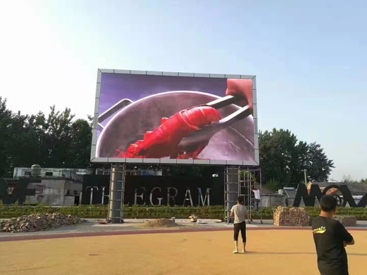 High Waterproof Level OOH Advertising LED Display with RGB LED and Customized Panels