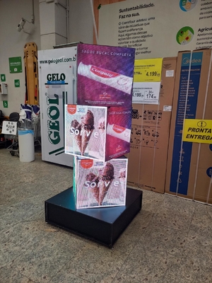6500nits Brightness P2.5 LED Screen for Multi-facet Dynamic/Rolling Advertisement