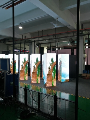 6500nits Brightness P2.5 LED Screen for Multi-facet Dynamic/Rolling Advertisement