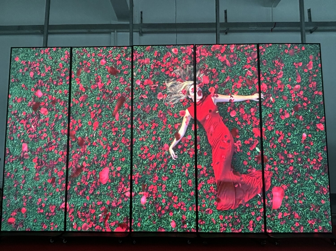 P2.5 Poster LED Display 1920mm X 640mm Aluminum Indoor GOB Poster Cabinet