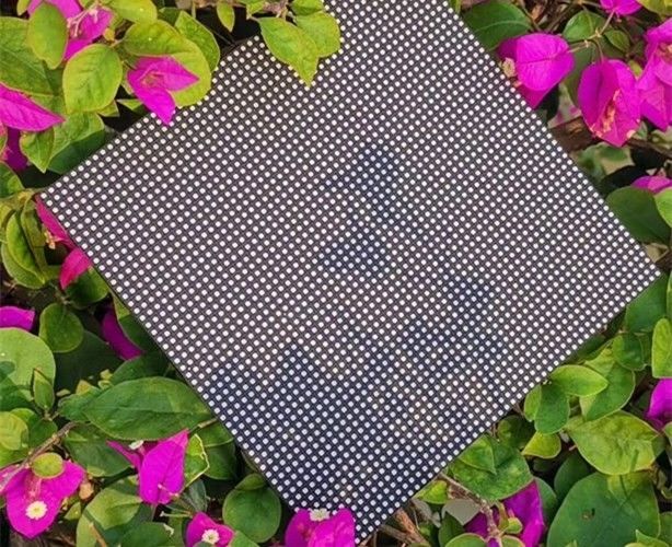 P3 Outdoor Full Color LED Display High Definition Video Player Lamp Post 160x160mm