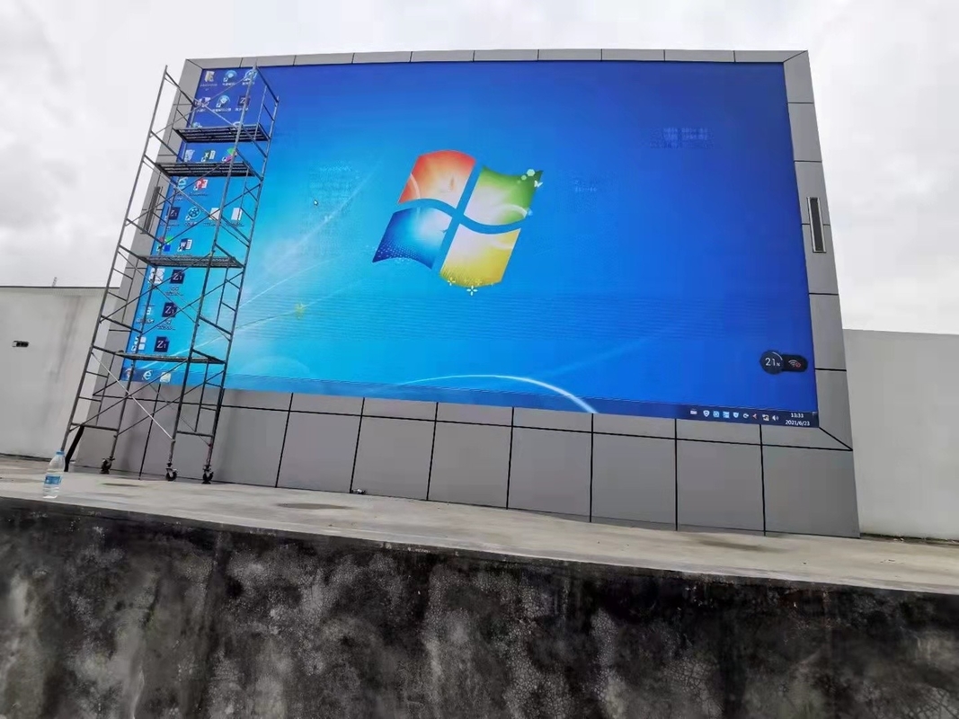 IP65 Waterproof P5 Outdoor LED Display for OOH Advertising High Illumination Panels